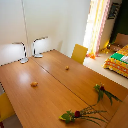 Slobodan Apartment Makarska